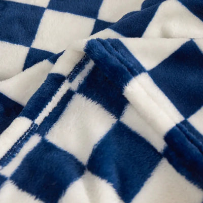 Chic Blue Plaid Flannel Throw